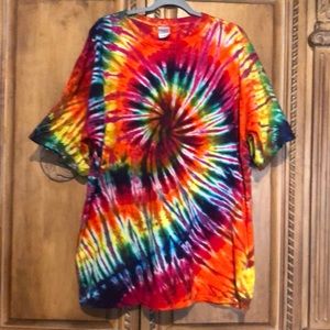 Men’s Tie Dye Gildan T-Shirt 2XL